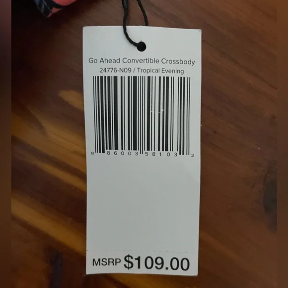 Vera Bradley crossbody purse blue with flowers go ahead convertible NWT - Picture 5 of 5